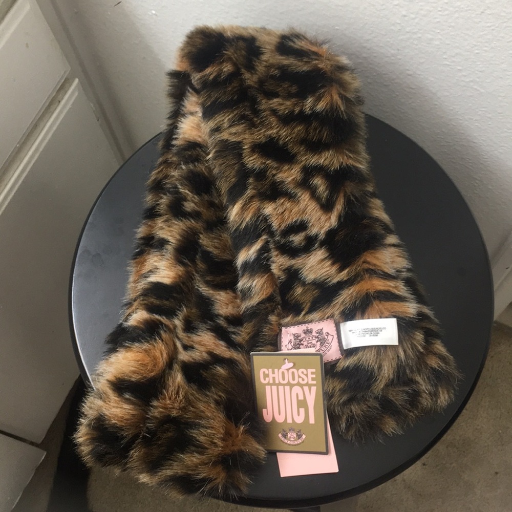 Juicy Couture Scarf